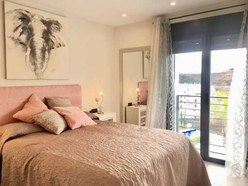 Casa de 396 m² en Estepona