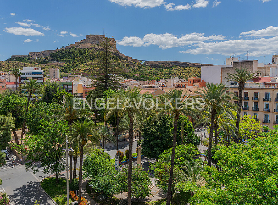 Piso de 200 m² en Alicante
