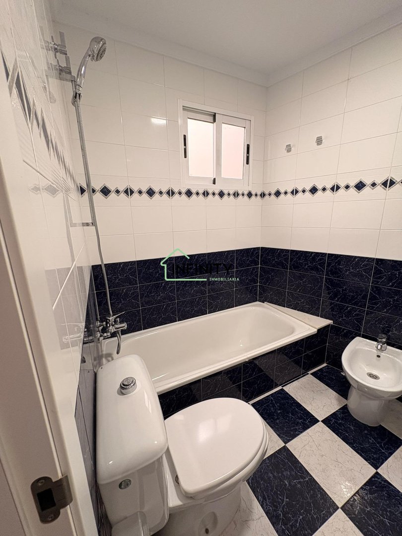 Habitació de lloguer, la Font d'en Carròs
