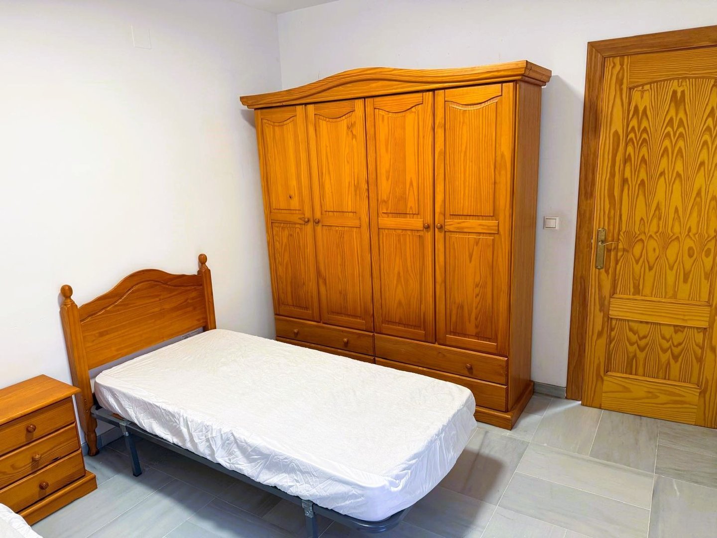 Piso de 80 m² en Motril