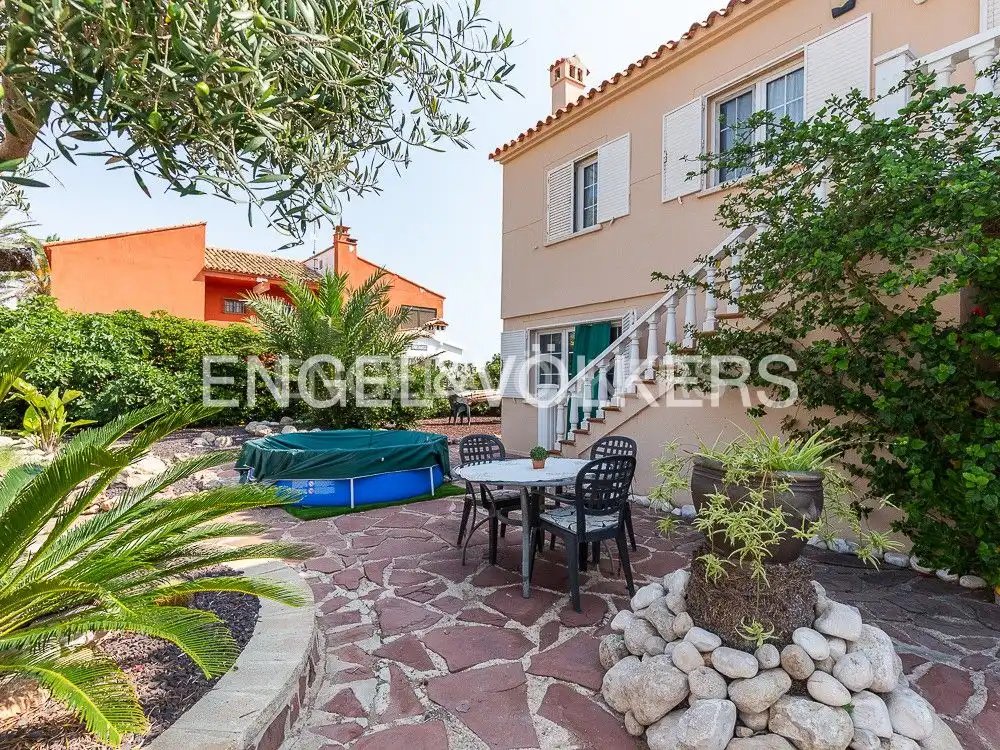 Casa de 177 m² a Cullera