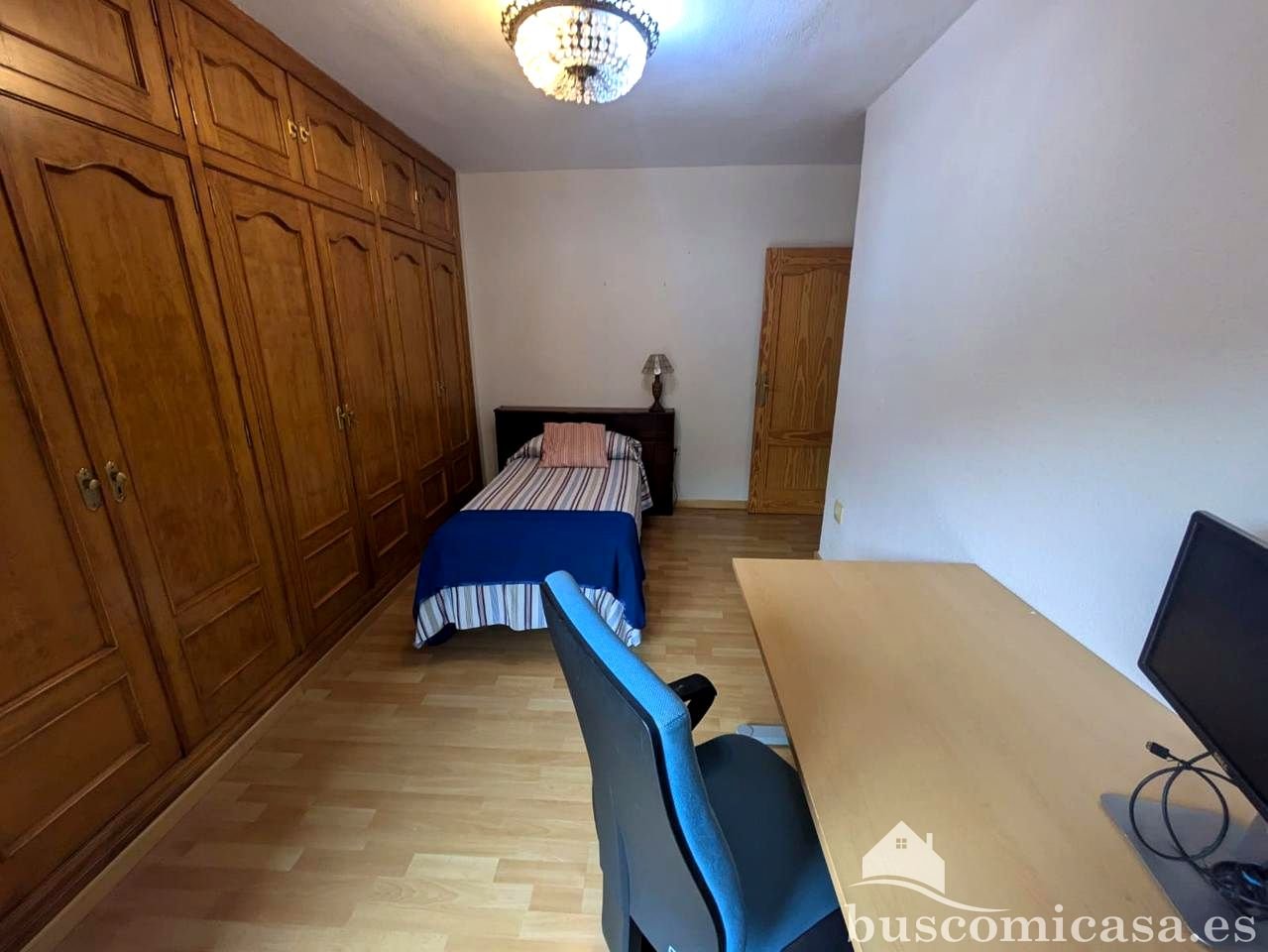Habitació de lloguer, Linares