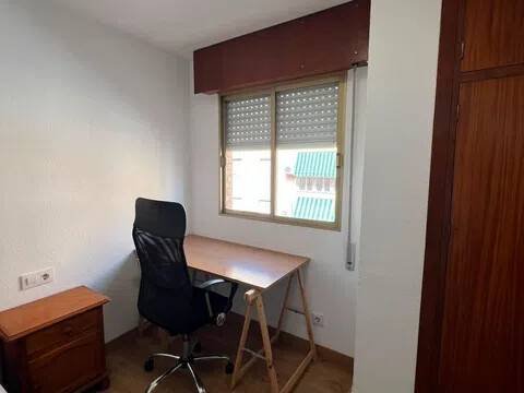 Piso de 105 m² en Almería