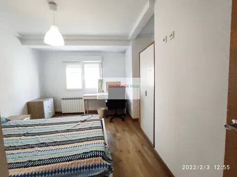 Pis de 130 m² a Oviedo