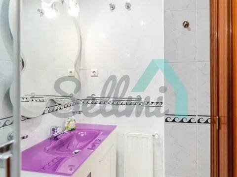 Piso de 80 m² en Oviedo