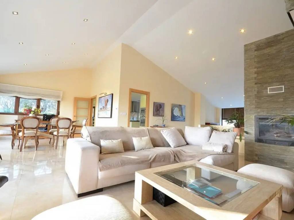 Casa de 350 m² en Albacete