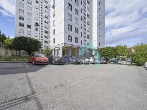 Piso de 80 m² en Oviedo