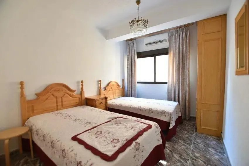Piso de 85 m² en Granada