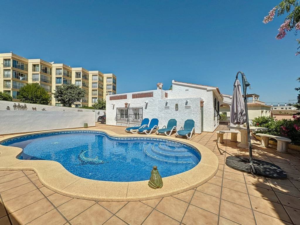 Casa de 140 m² en Alfaz del Pi