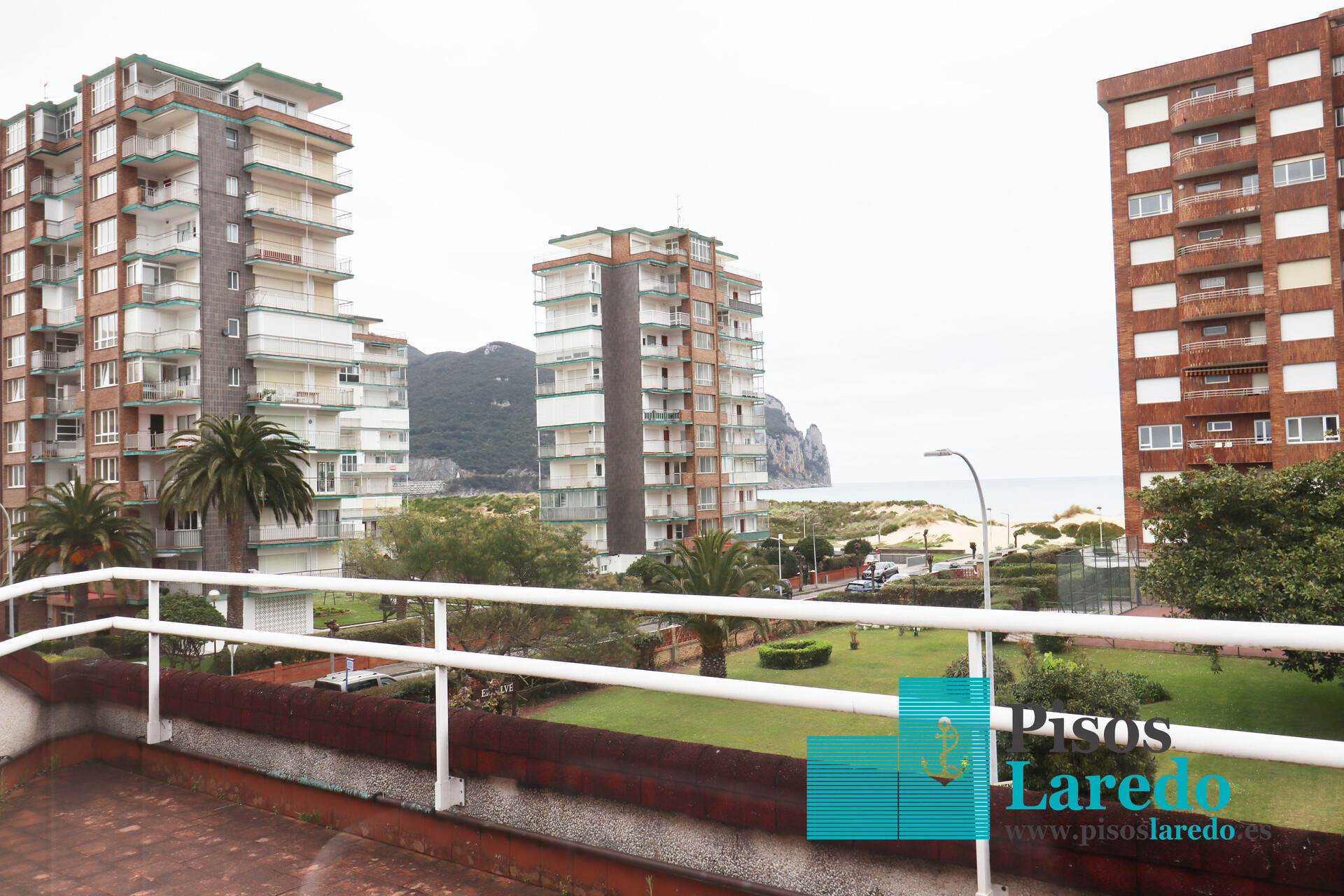 Casa de 200 m² en Laredo