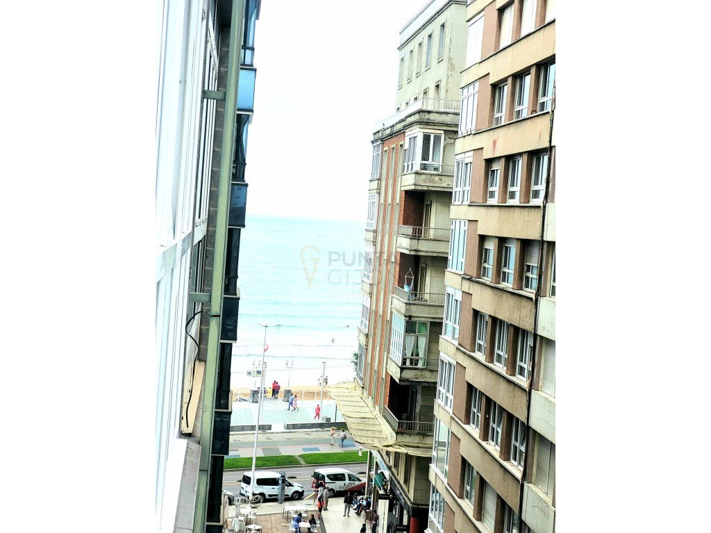 Piso de 58 m² en Gijón