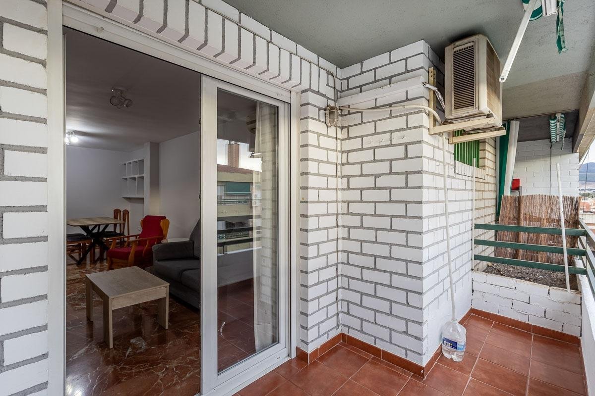 Wohnung 95 m² in Granada