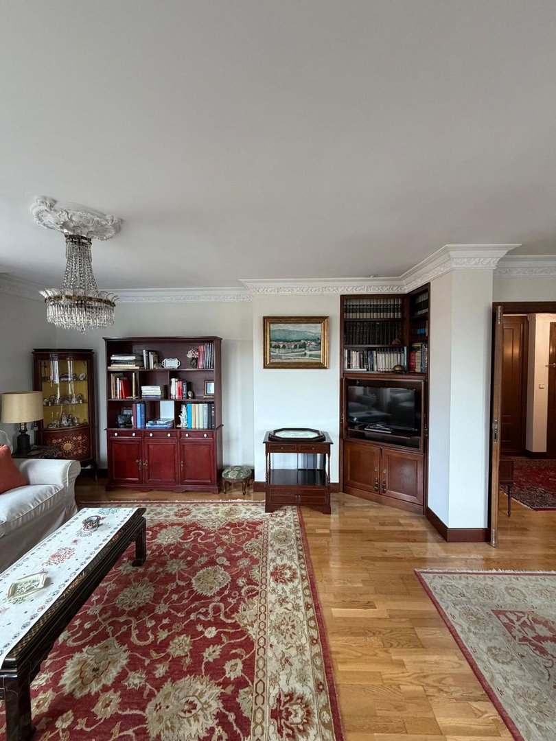 Piso de 120 m² en Oviedo