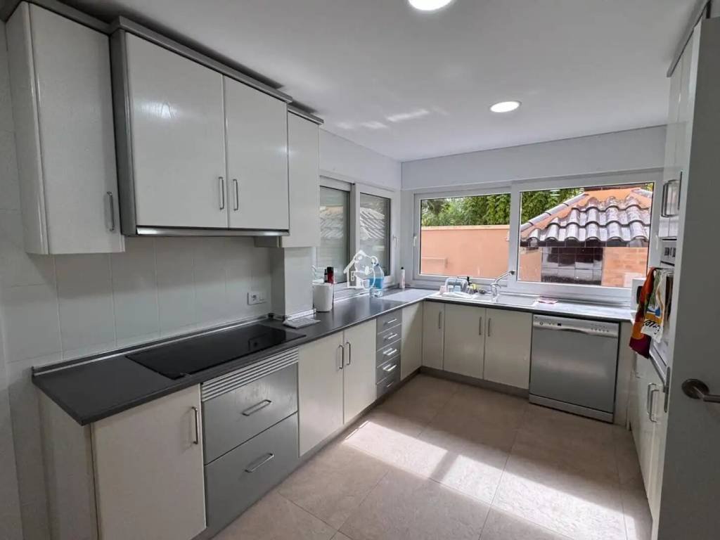 Casa 400 m² a Orihuela