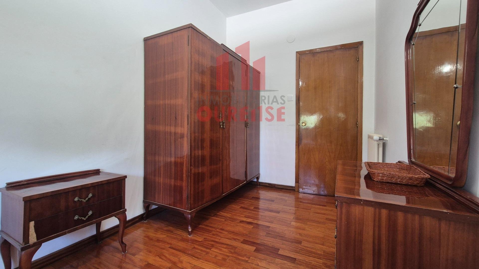 Piso de 87 m² en Ourense