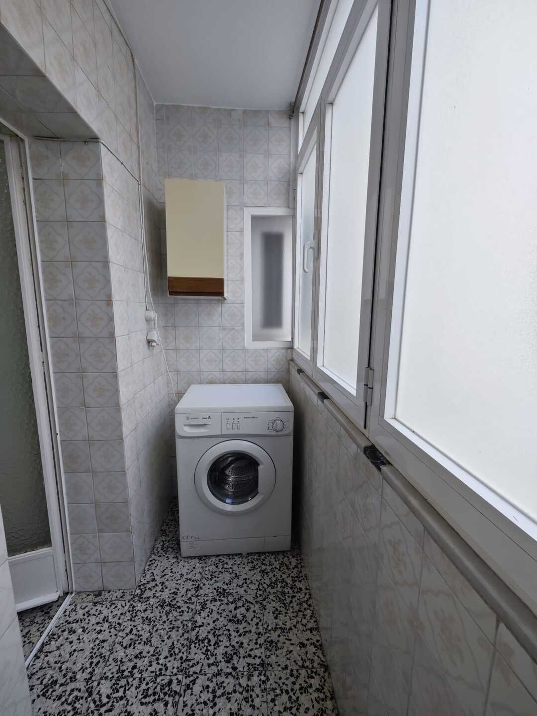 Piso de 80 m² en Granada