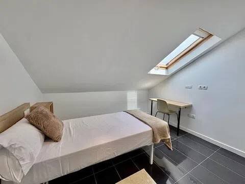 Habitación 120 m², El Álamo