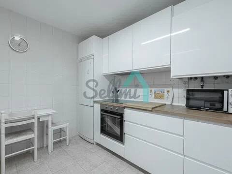 Piso de 84 m² en Oviedo