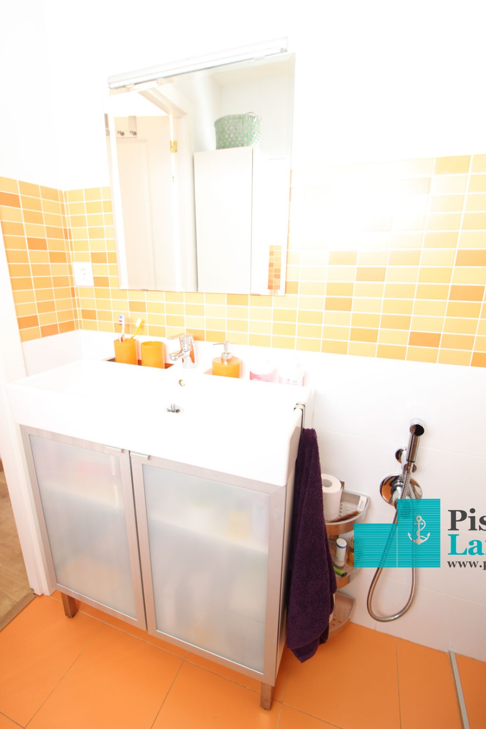 Piso de 60 m² en Laredo