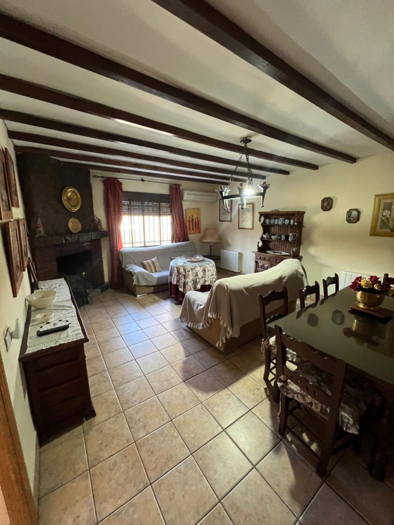 Casa de 200 m² en Baena