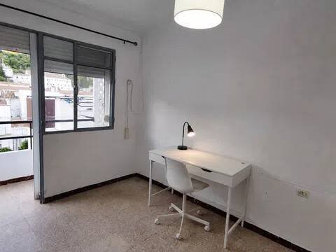 Piso de 83 m² en Ubrique