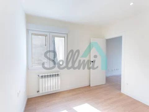 Piso de 51 m² en Oviedo