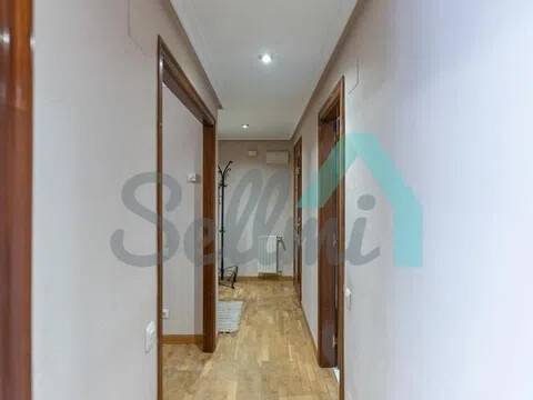 Piso de 66 m² en Oviedo