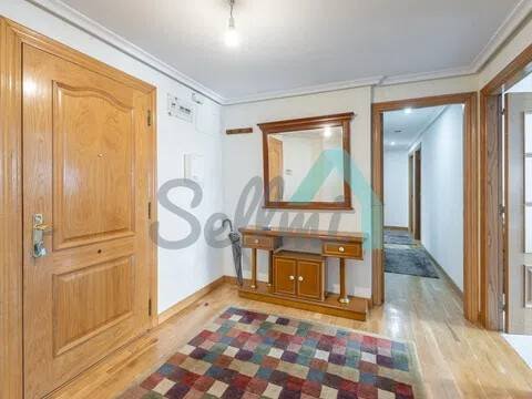 Piso de 98 m² en Oviedo