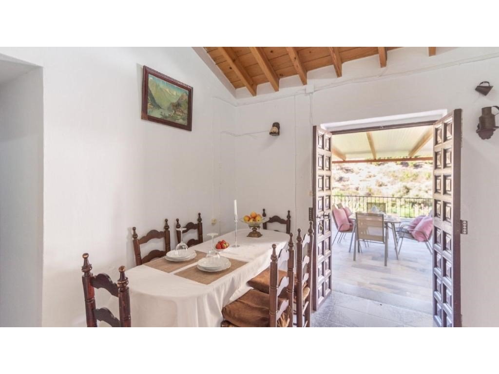 Piso de 214 m² en Cómpeta