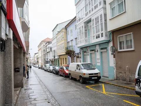 Wohnung 99 m² in Ferrol