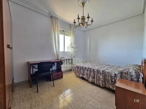 Piso de 120 m² en Cáceres