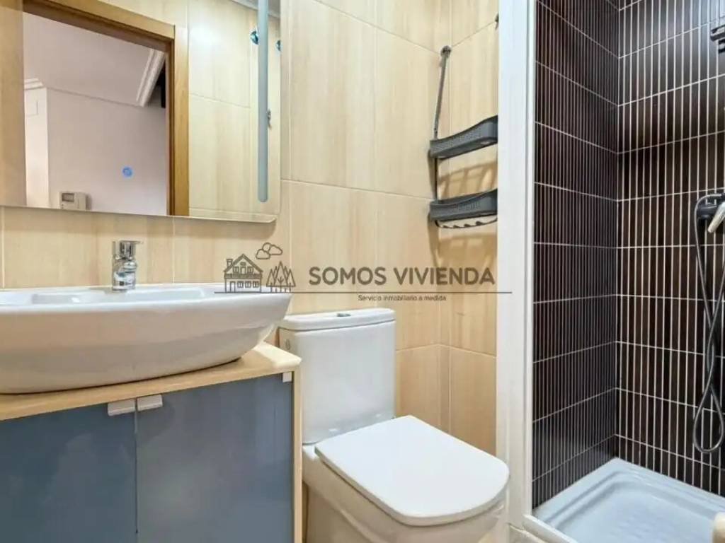 Piso de 95 m² en Ourense