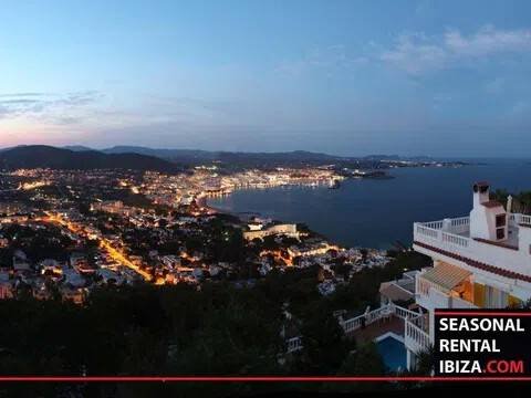 Casa de 238 m² en Santa Eulària des Riu