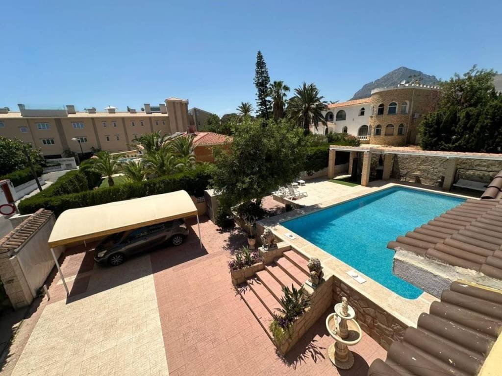 Casa de 306 m² en Alfaz del Pi