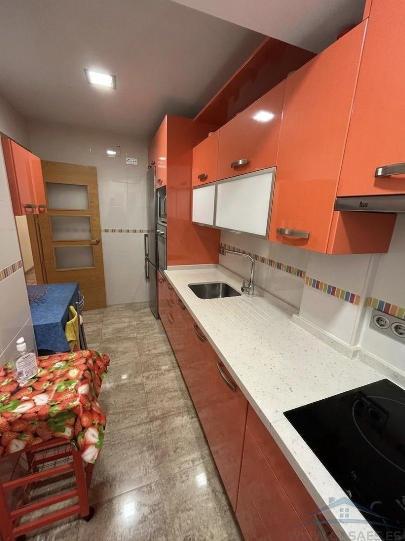 Piso de 95 m² en Almería