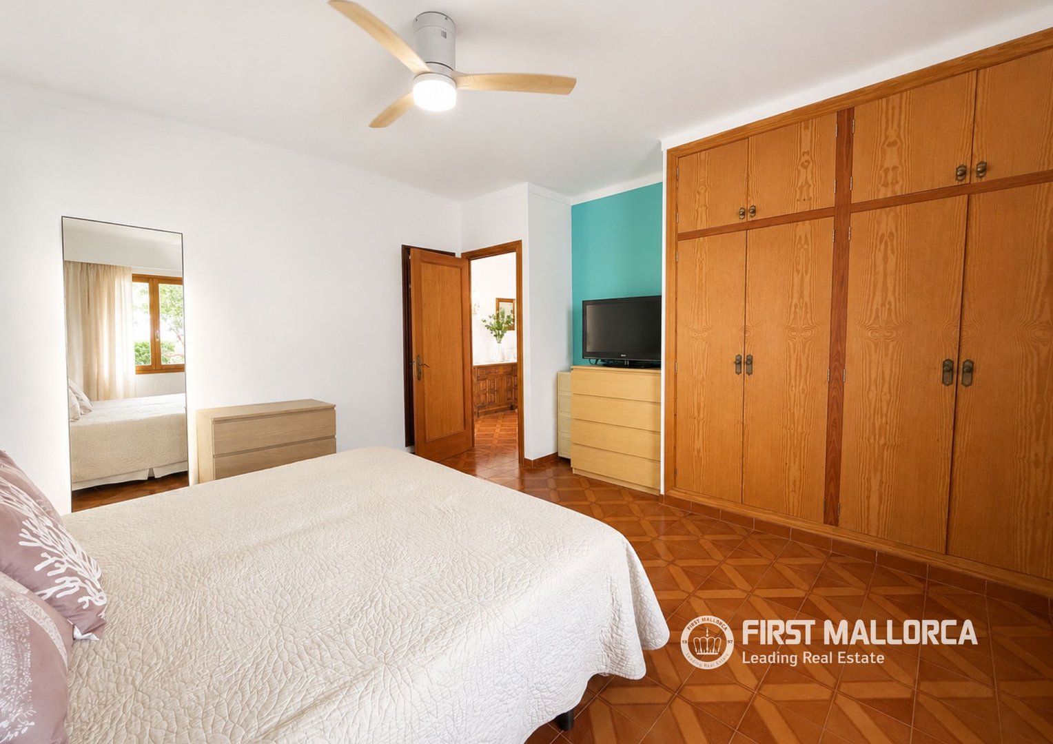 Casa de 303 m² en Muro
