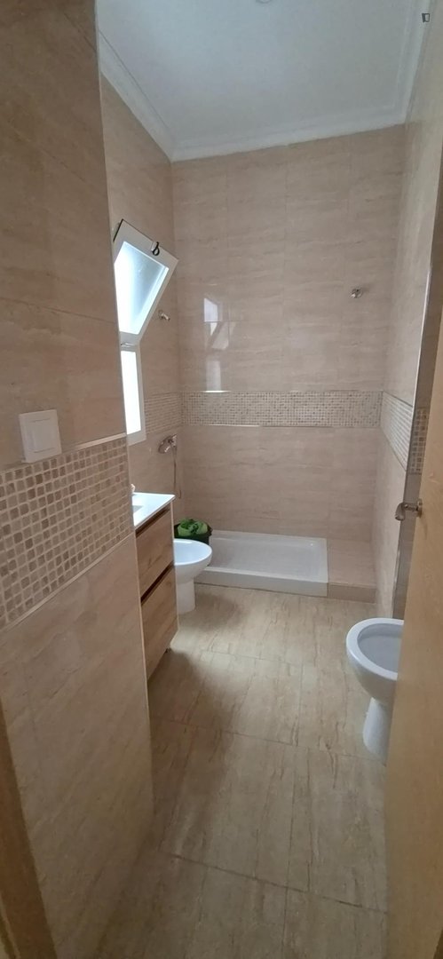 Room for rent, Seville