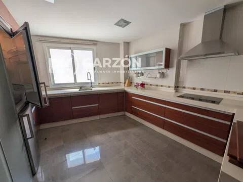 Piso de 142 m² en Almería