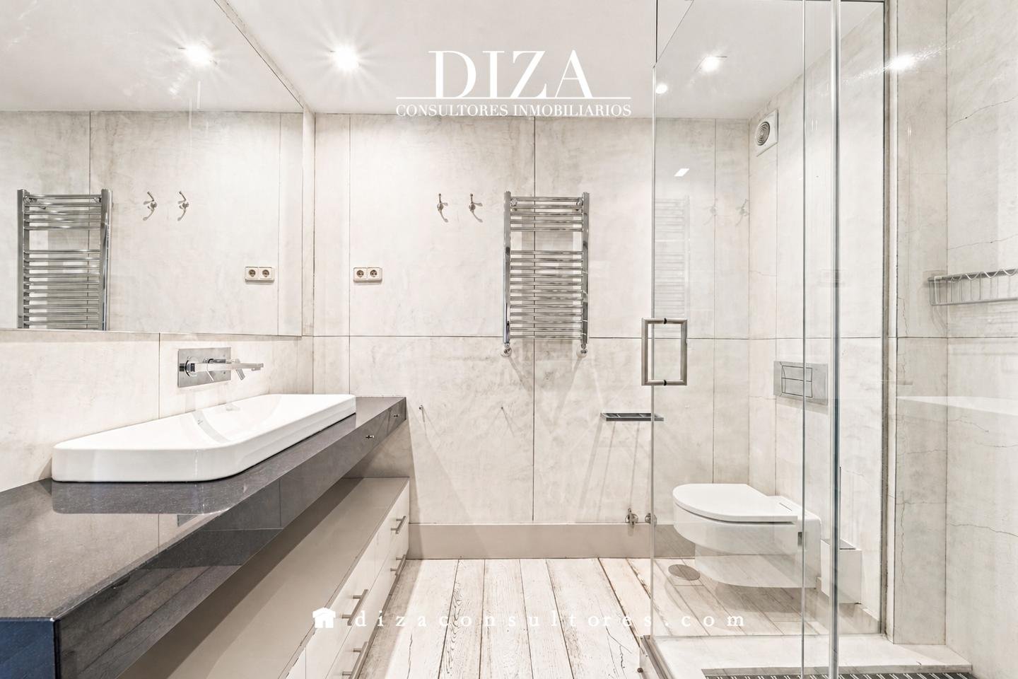 Wohnung 192 m² in Madrid
