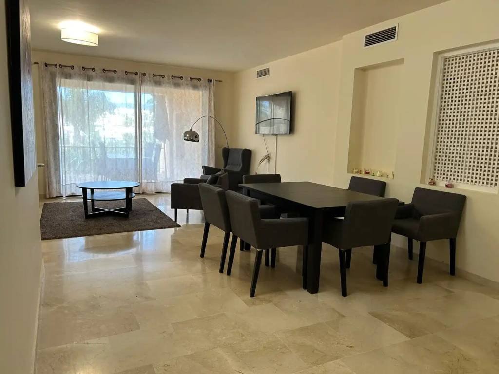 Wohnung 130 m² in Estepona