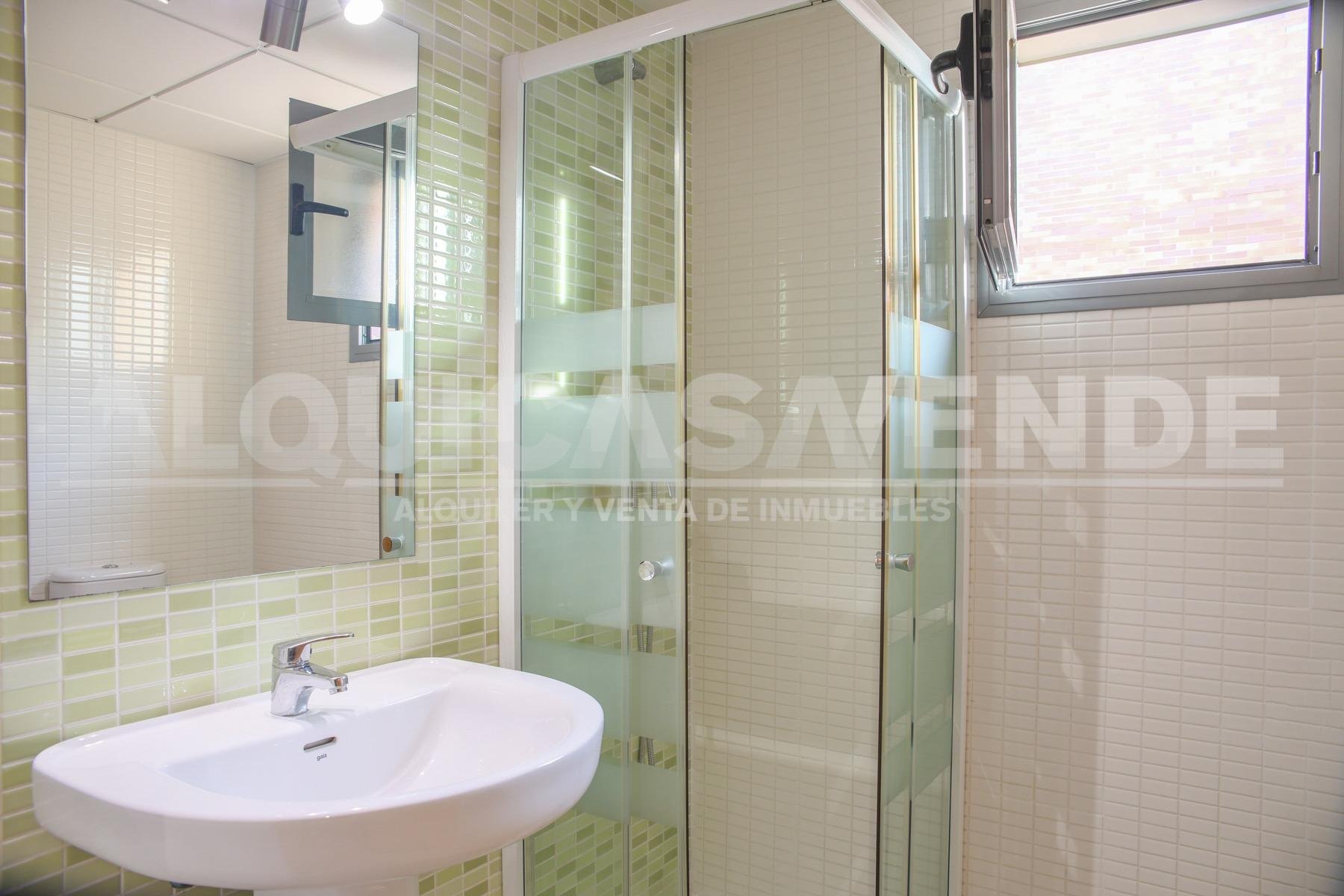 Piso de 65 m² en Sevilla