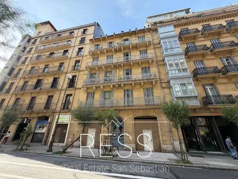 Piso de 59 m² en San Sebastián