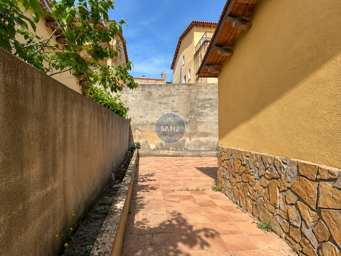 Haus 323 m² in l'Énova