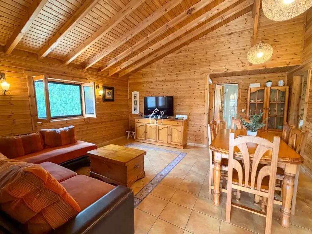Casa de 80 m² a Oriola