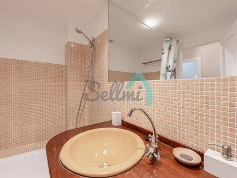 Piso de 84 m² en Oviedo