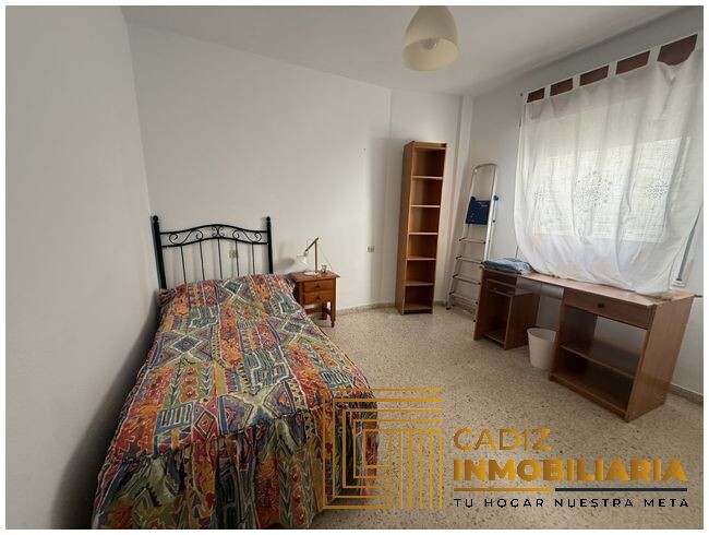 Piso de 90 m² en Cádiz