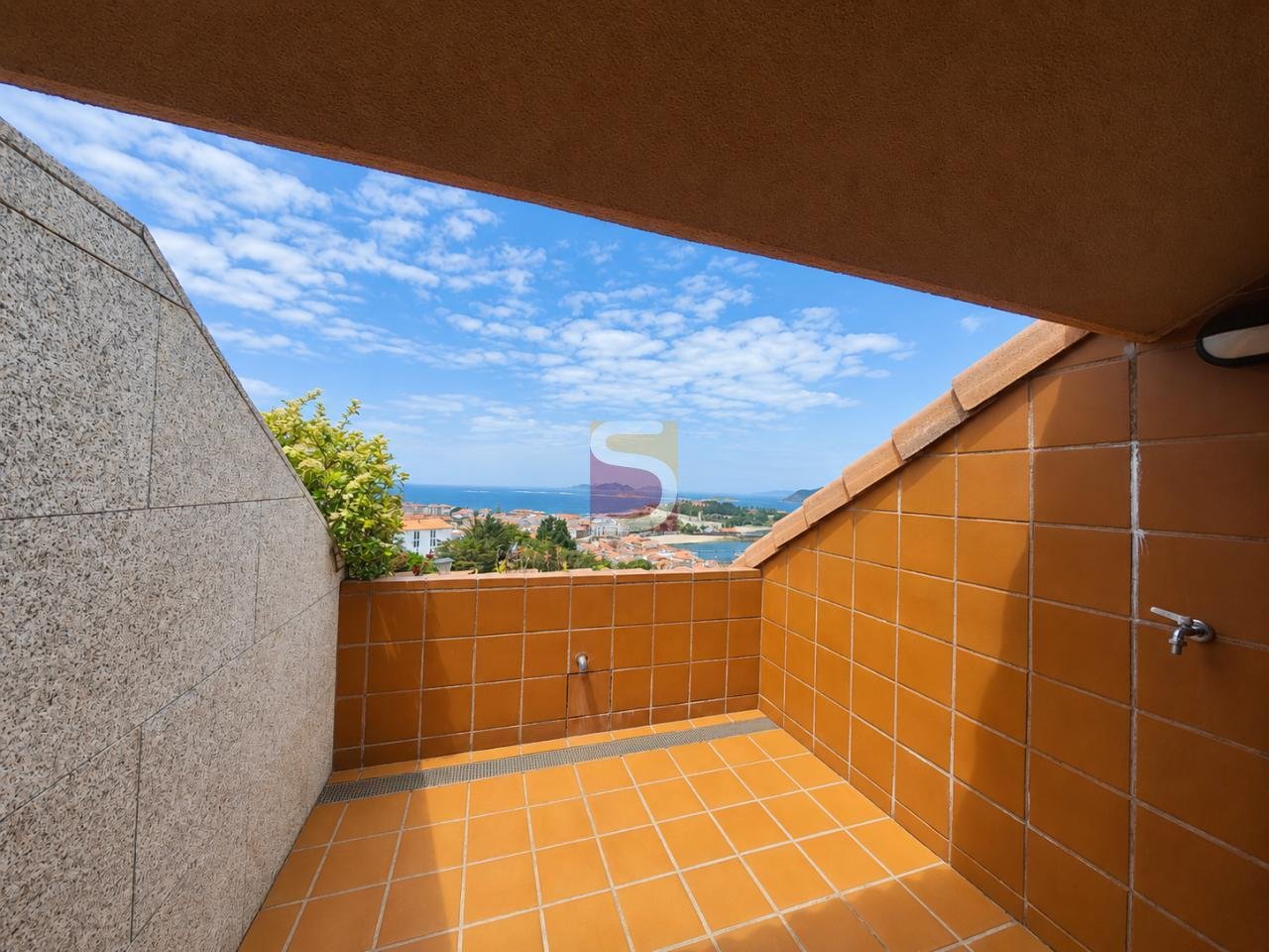 Piso de 150 m² en Baiona