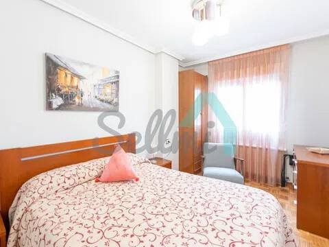 Piso de 72 m² en Oviedo