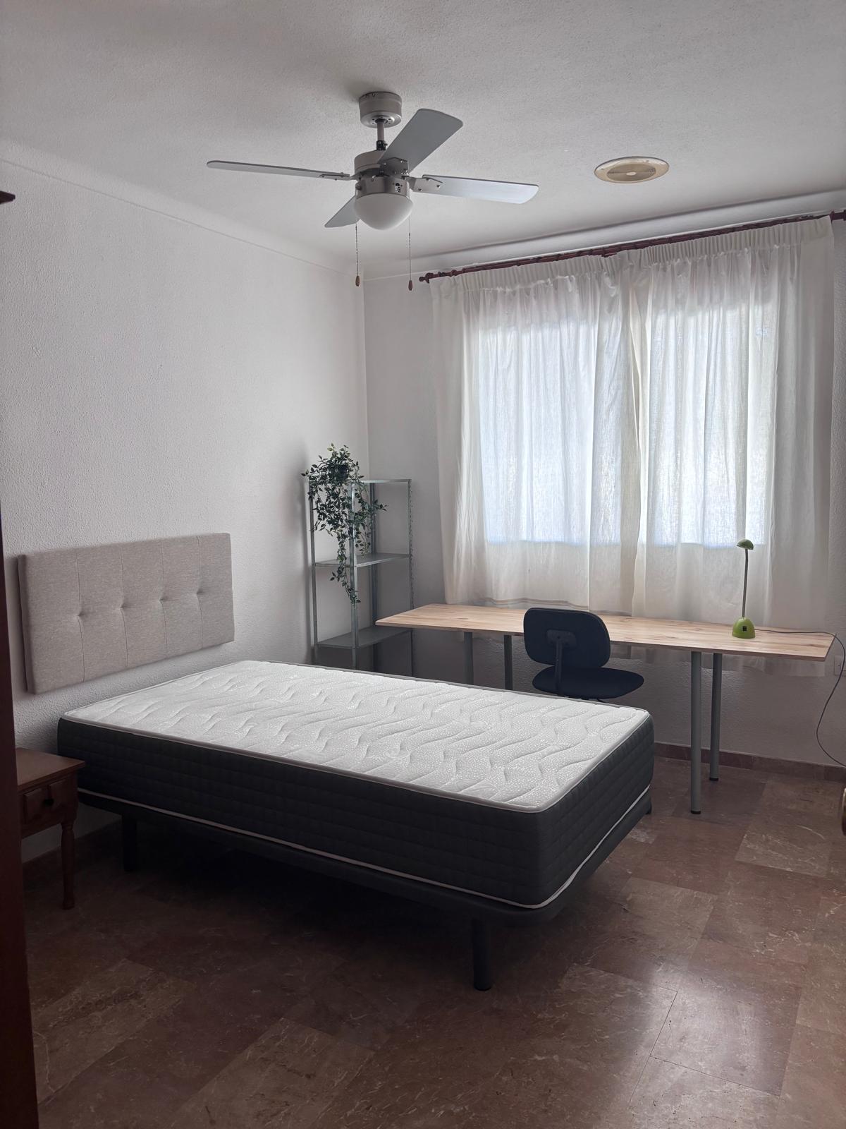 Habitació de lloguer, Lorca