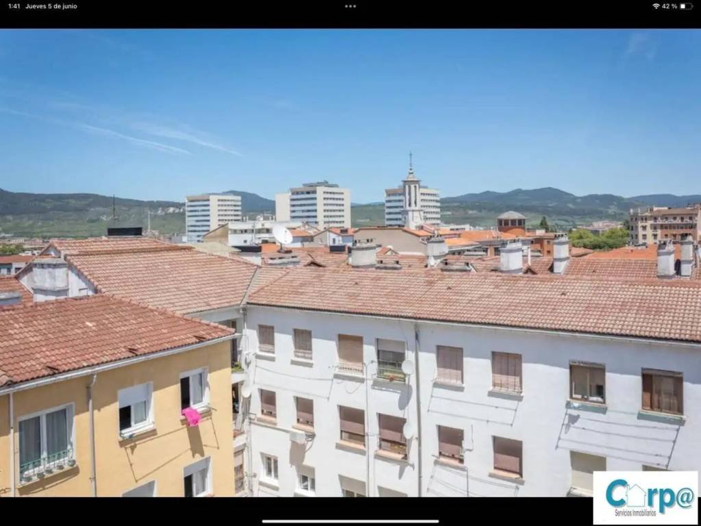 Piso de 189 m² en Pamplona